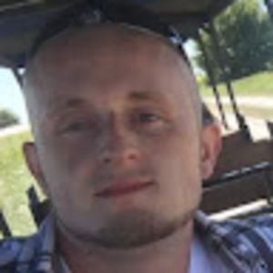 Meet your Posher, Devin